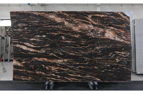 fusion_black_granite_slabs_3cm_polished_bookmatch2-2